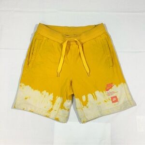 Nike Shorts Mens Medium Yellow Tie Dye Sportswear Unity Peace Graphic Swoosh